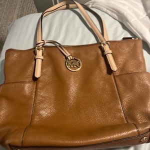 MK leather Purse
